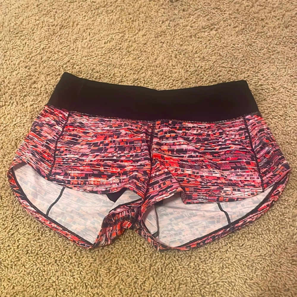 Lululemon Speed Ups Low Rise 2.5 Size 2 - Pink/Black
